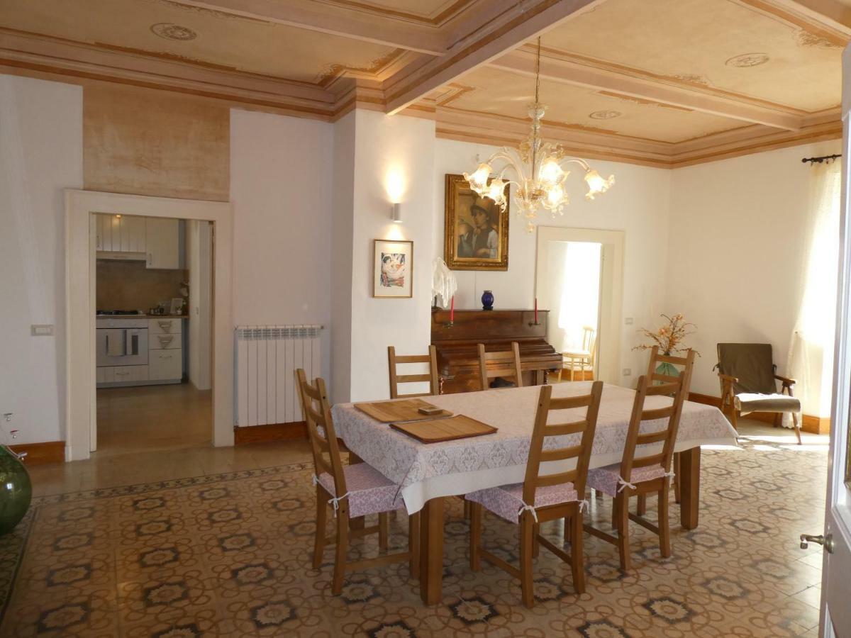 דירות Sonnino Casa Diamanti-Fox 33 Via Guglielmo Marconi מראה חיצוני תמונה